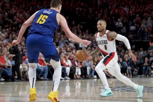  湖人险胜勇士，晋级总决赛在望  