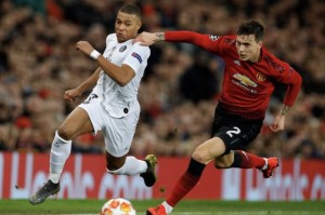  巴黎圣日耳曼青训出品，新星首次入选国家队大名单  