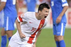  法国国脚租借回归老东家救主  