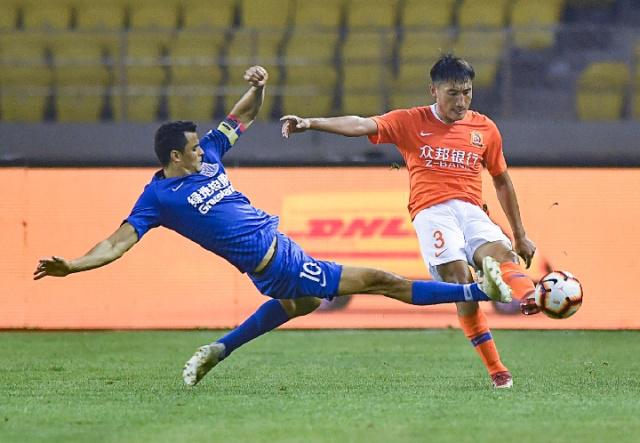  罗马客场作战暴露防守短板，连续两场丢球敲响警钟